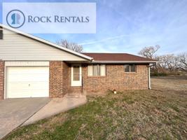 featured image of 1504 Aurora Dr
