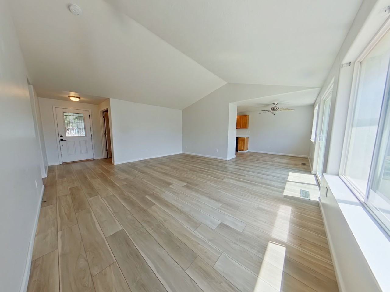 910 Arrow Leaf Ave - Photo 2 of 18