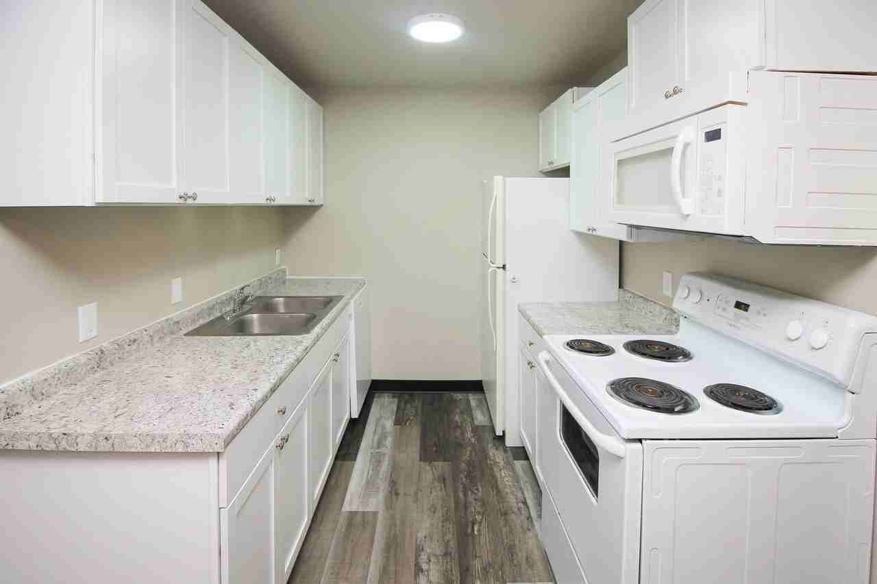 Welcome to 3Falls Apartments - Photo 5 of 28