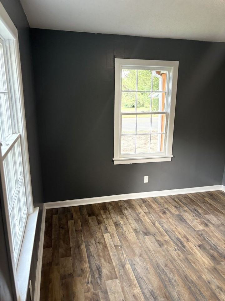 507 S Eshman Ave - Photo 3 of 9