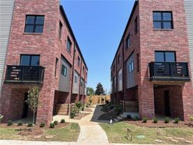 929 Se 10th St - Photo 1 of 1