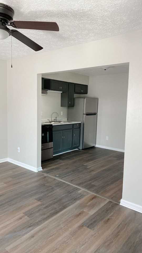 The Reserve @ Louisville - Photo 2 of 6