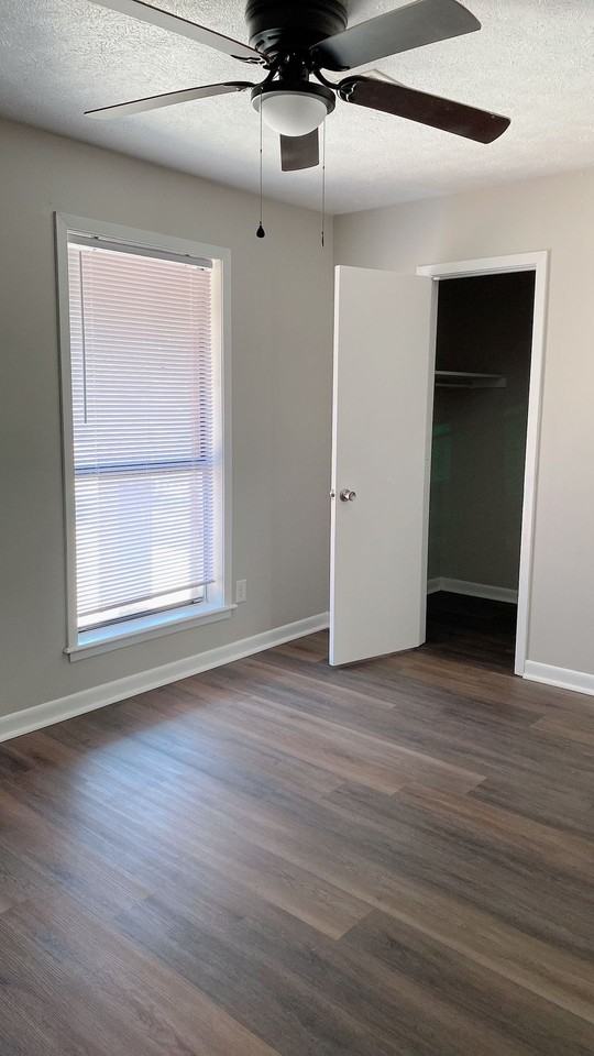 The Reserve @ Louisville - Photo 5 of 6