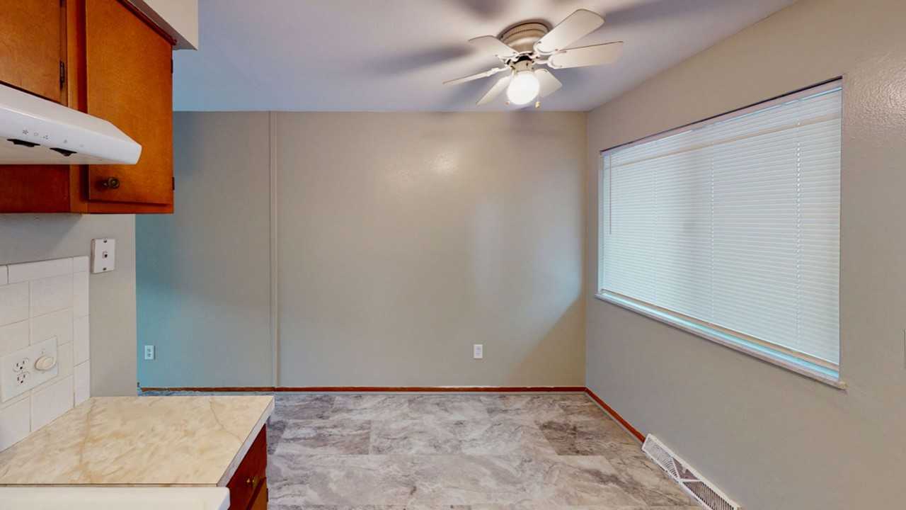 5767 Steffens - Photo 6 of 23