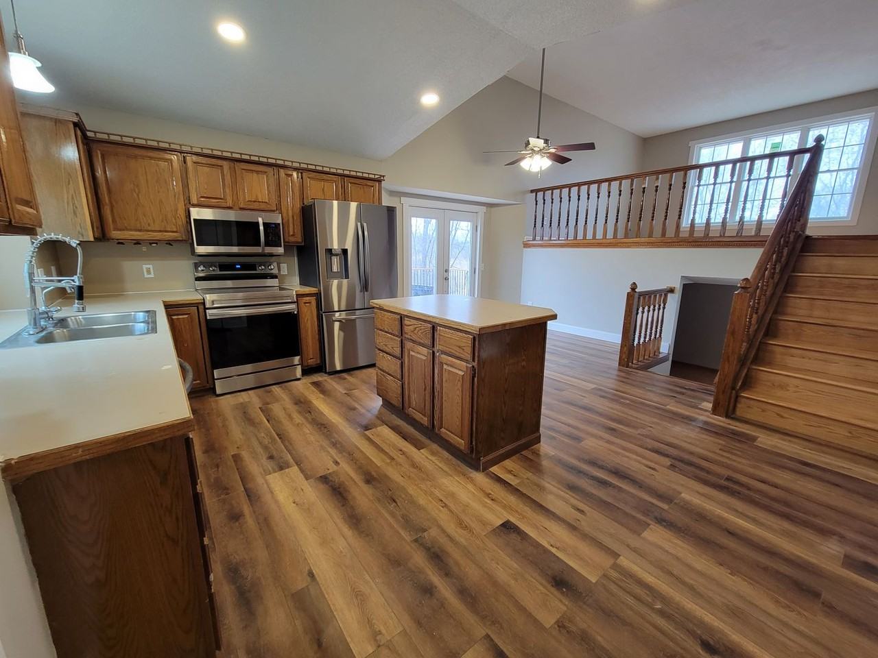 23884 Logan Way - Photo 3 of 34