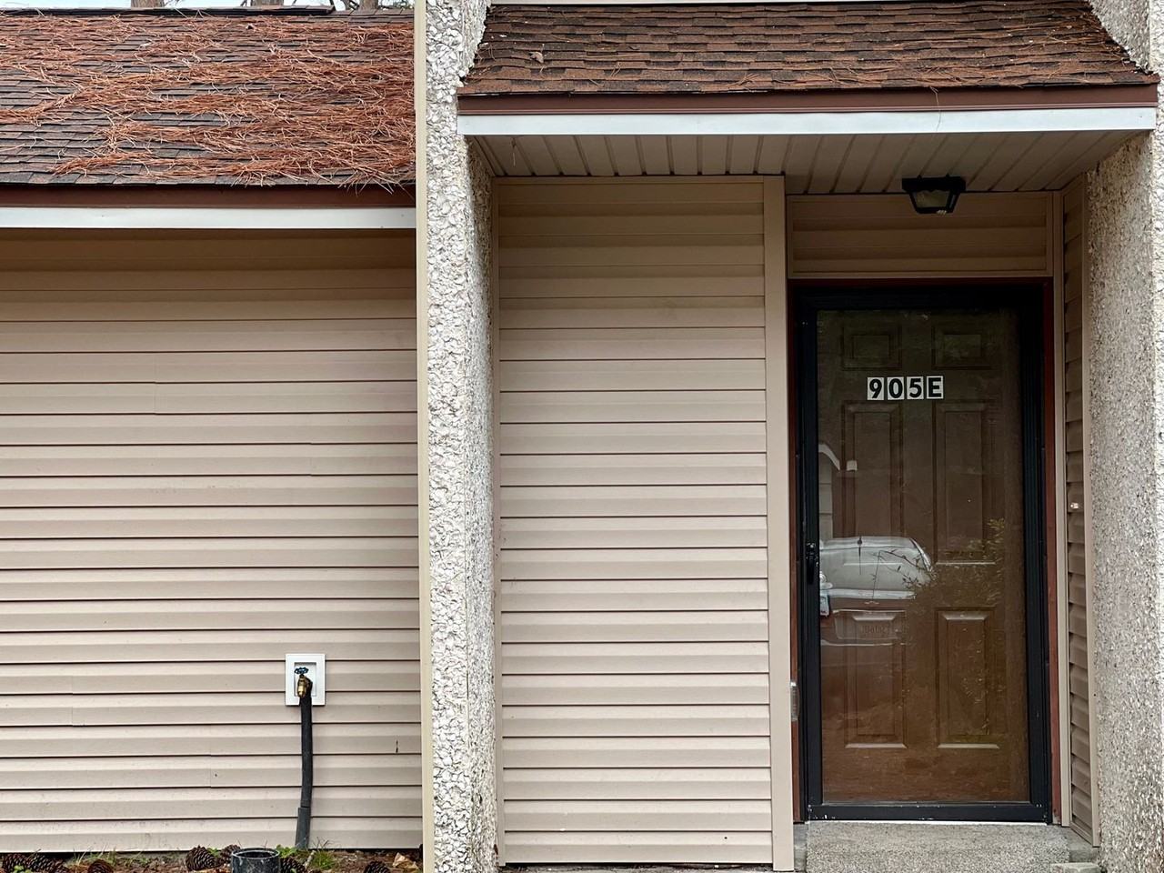 905 Brett Dr #E - Photo 2 of 35