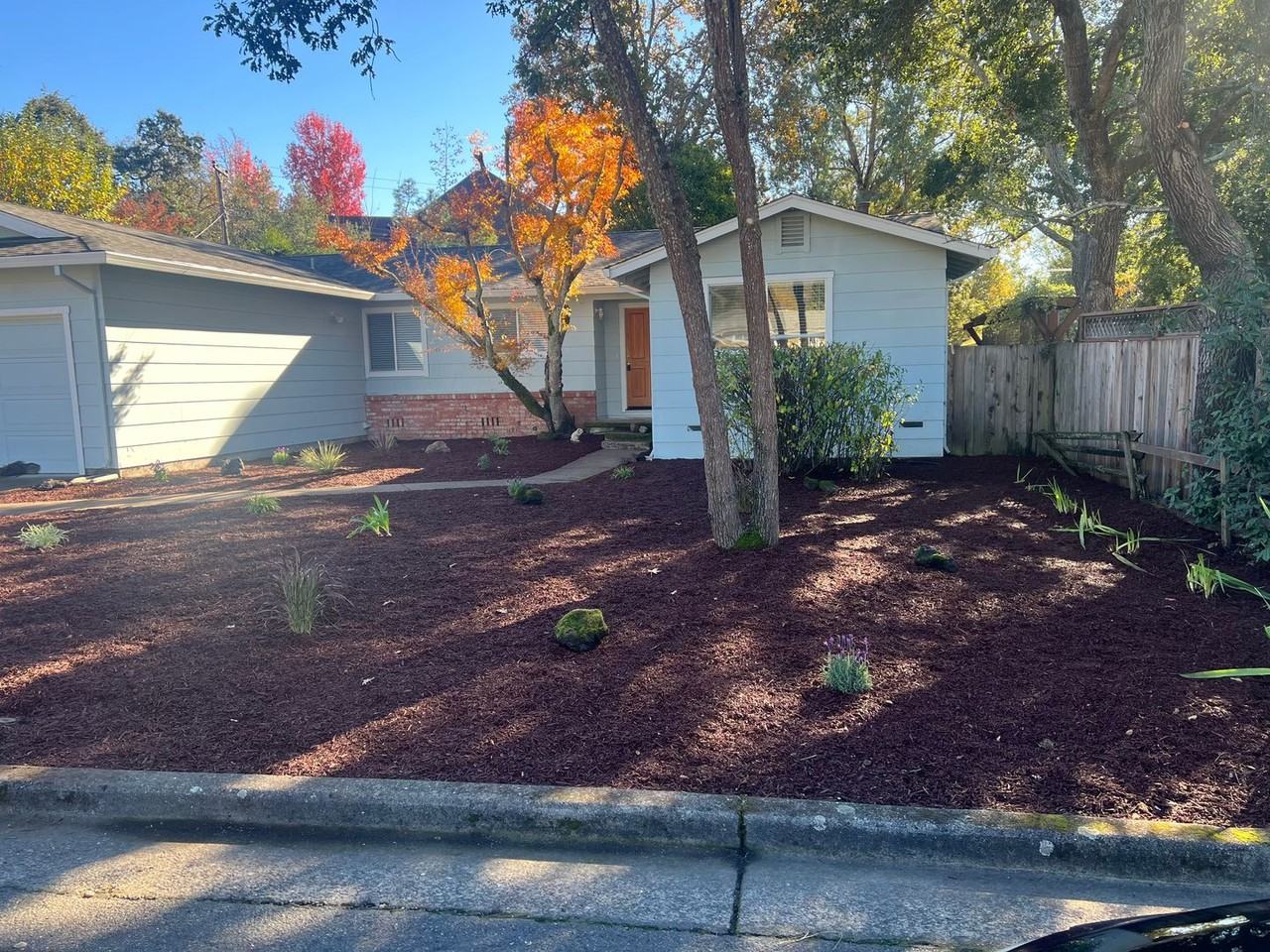 1422 Escalero Rd - Photo 3 of 21