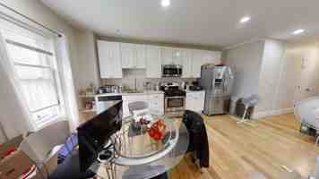 featured image of 722 Saratoga St