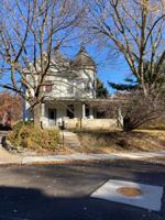 featured image of 520 W 7th St