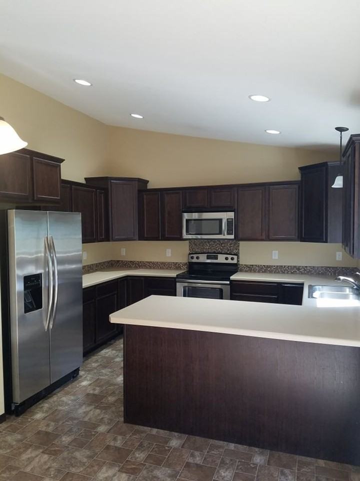 1023 Sagewood St - Photo 2 of 13