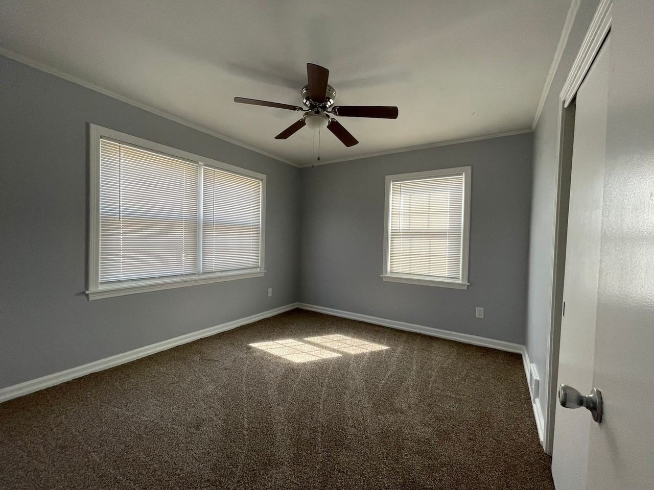 7516 Eaton Street - Photo 7 of 15