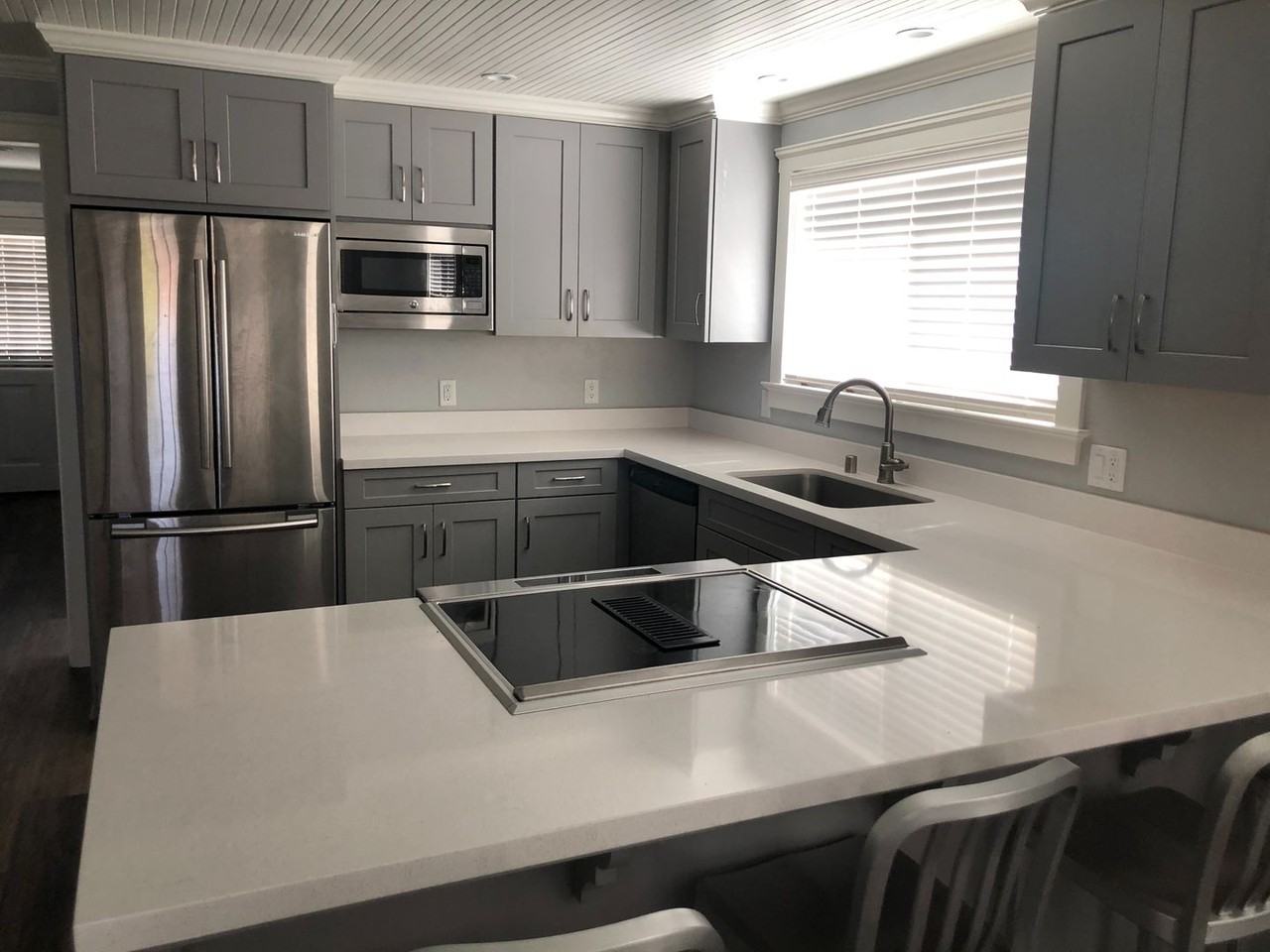 1132 Warburton Ave - Photo 2 of 10