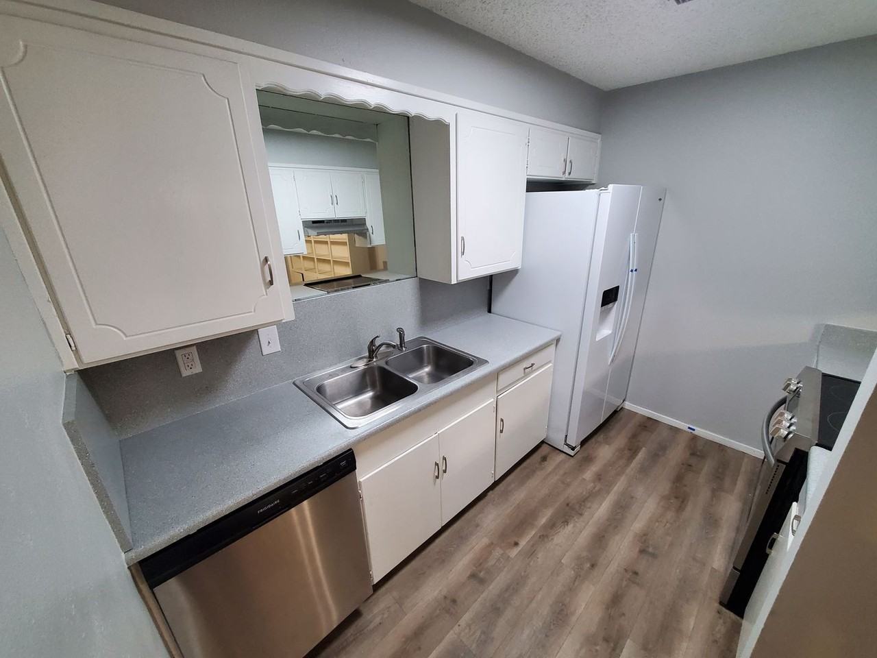 4926 Blue Ridge Trl - Photo 3 of 17