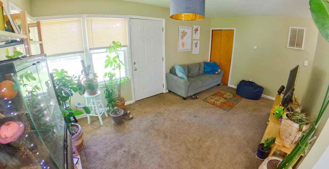 2117 Blaker Dr - Photo 4 of 8