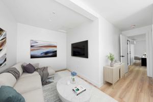 featured image of 402 Arbor Dr