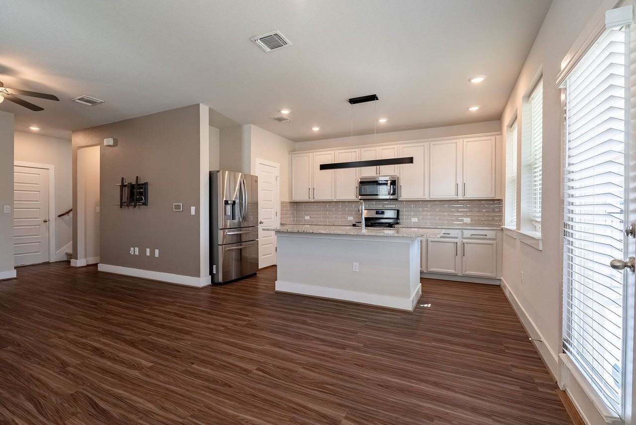 7205 Harmony Shoals Bnd - Photo 6 of 21