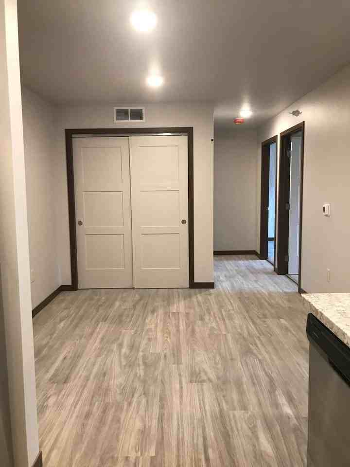 The Pines on 33rd 4 - Photo 4 of 19