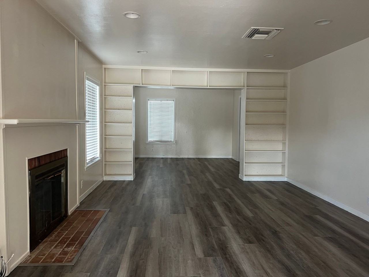 5761 63rd St - Photo 2 of 8