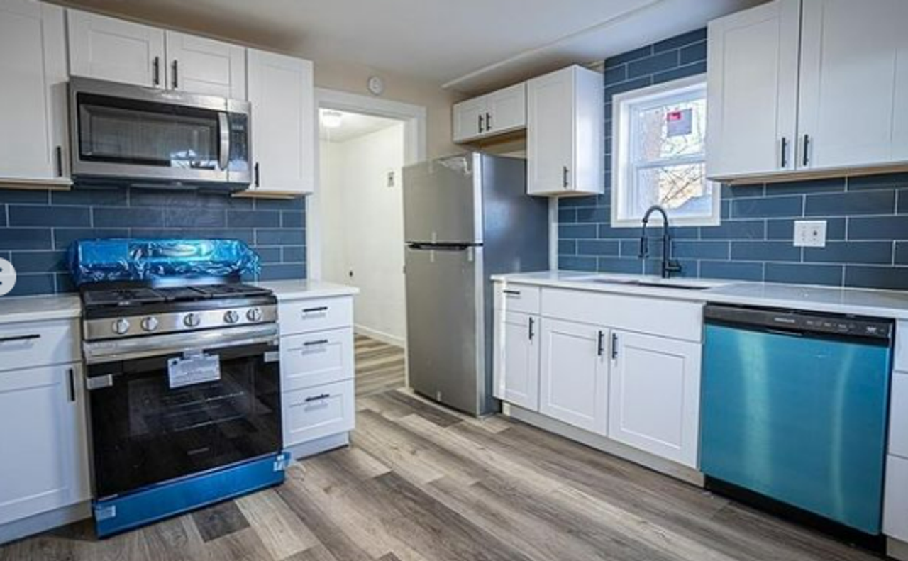 3105 Virginia Ave - Photo 2 of 11