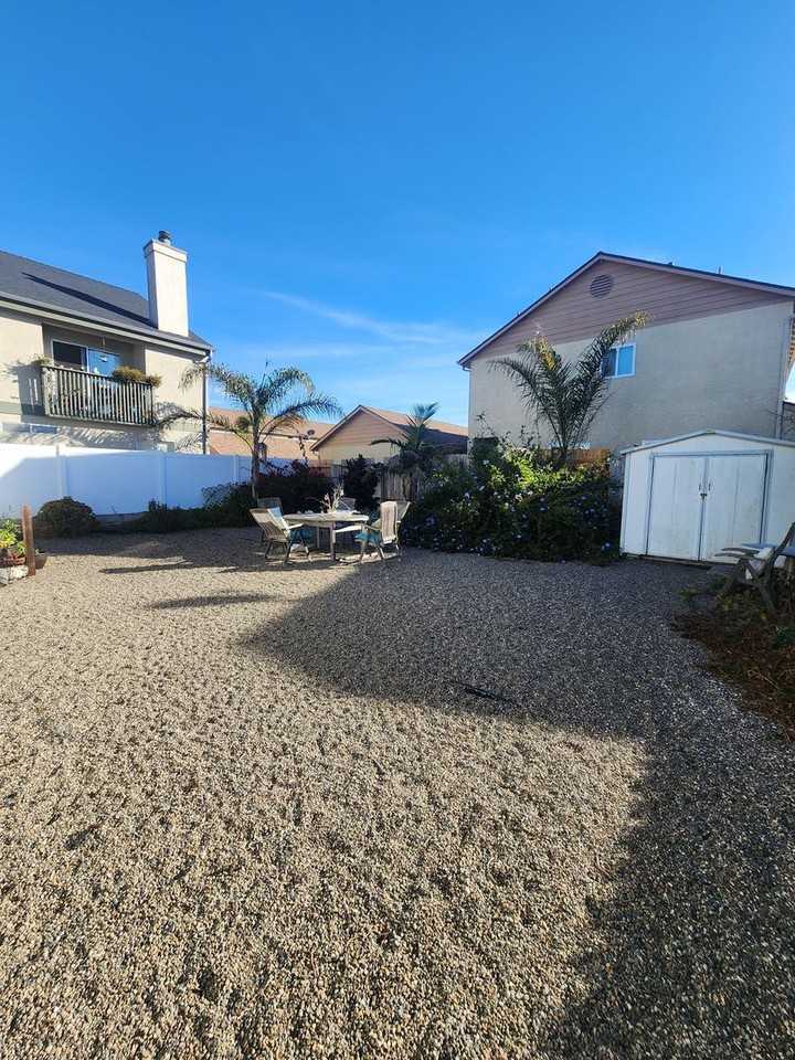 1332 Mentone Ave #D - Photo 3 of 16