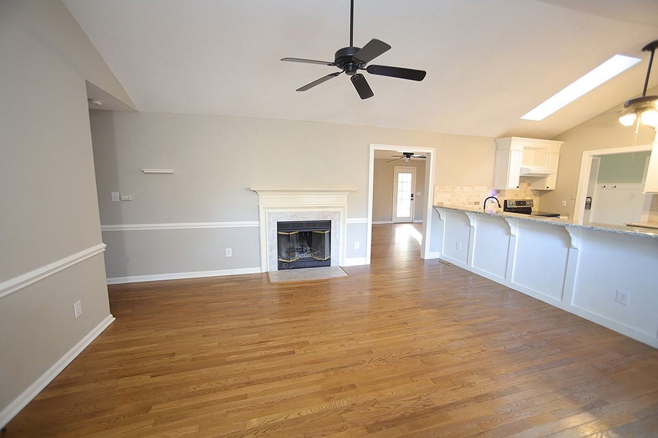 840 Madison Ave - Photo 2 of 16