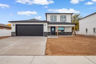 434 Valerie Ln - Photo 1 of 1
