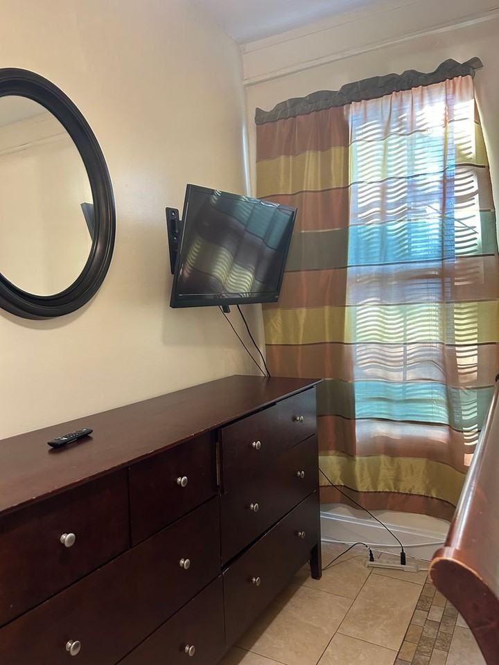 3146 Carlos Dr - Photo 7 of 13