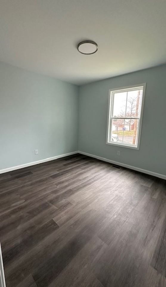 709 W Springfield Ave - Photo 3 of 18
