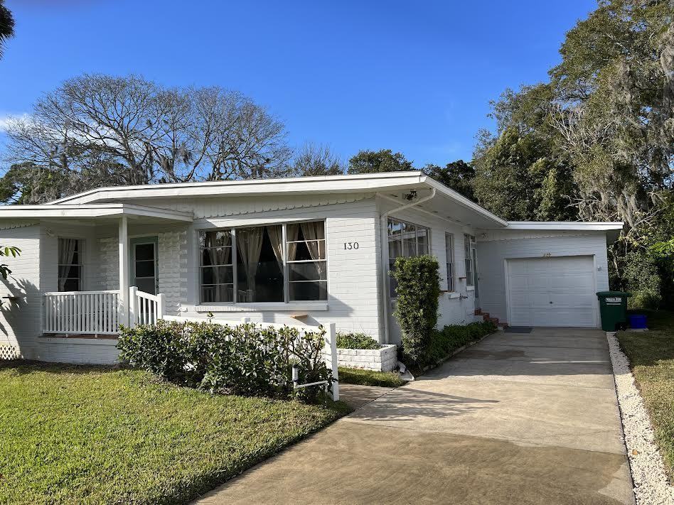 130 15th Pl - Photo 2 of 35