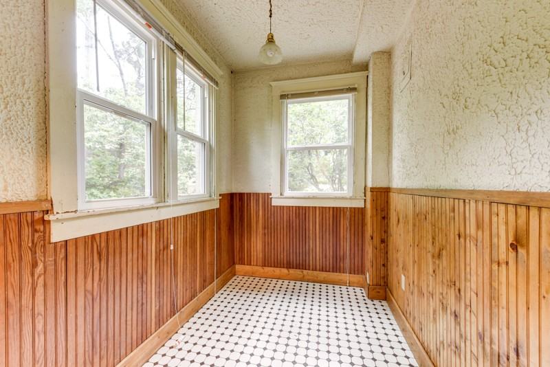 1518 9th St - Photo 3 of 13