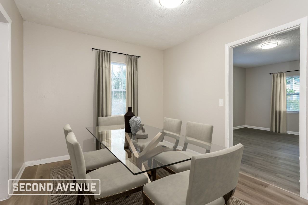 1115 W 22nd St - Photo 5 of 26