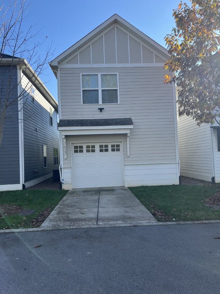 7627 Veranda Ct - Photo 2 of 21