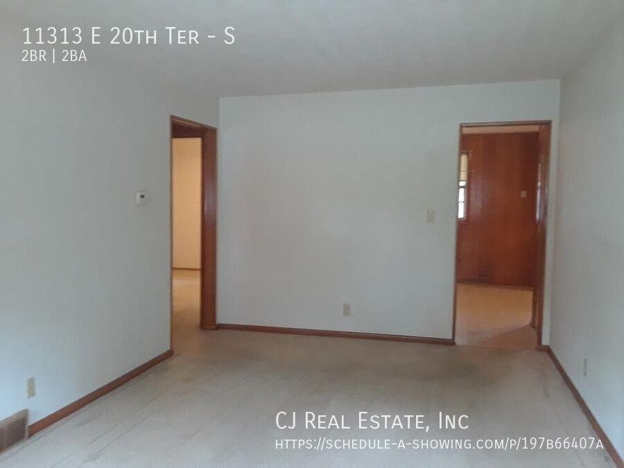 11313 E 20th Ter S #S - Photo 2 of 5