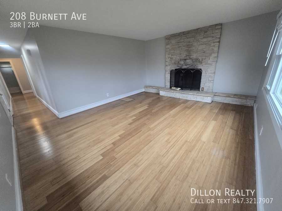 208 Burnett Ave - Photo 3 of 22