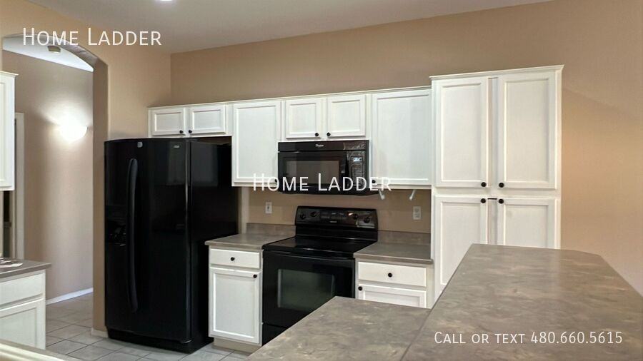 4237 S Splendor Pl - Photo 2 of 20