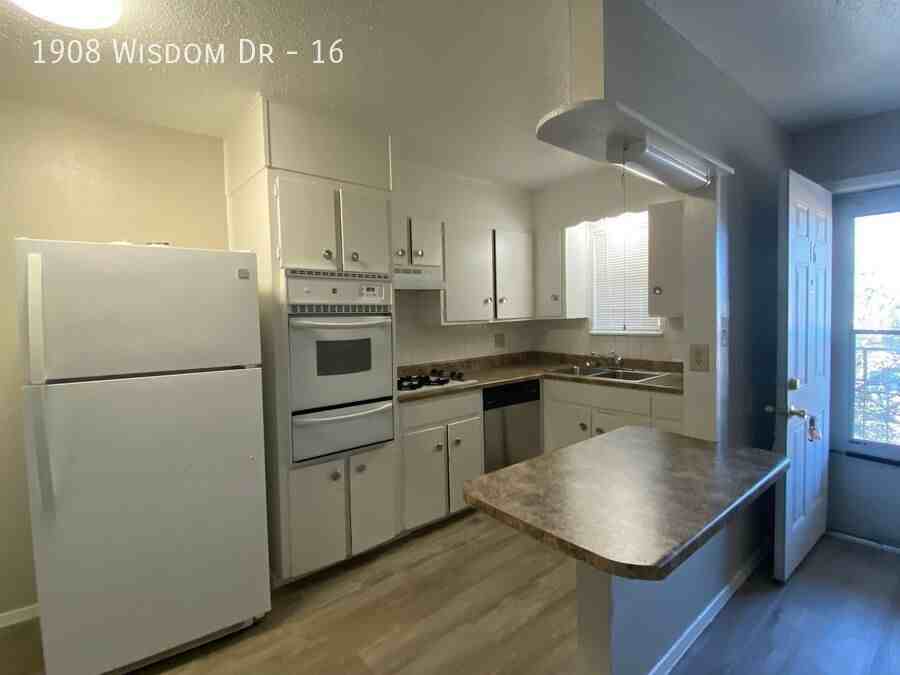 1908 Wisdom Dr #16