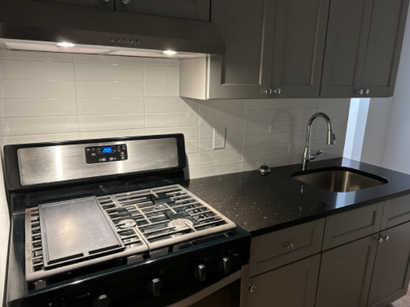 55 Corbin Ave #5 - Photo 2 of 7