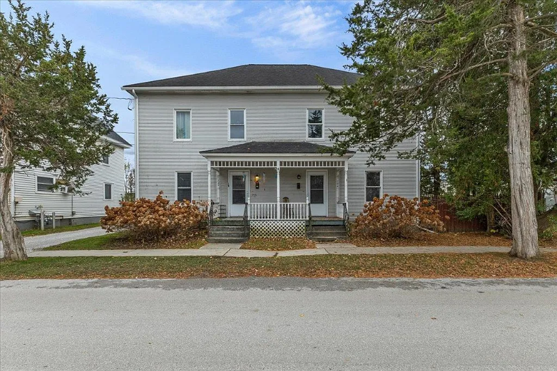 124 Pearl St - Photo 2 of 18