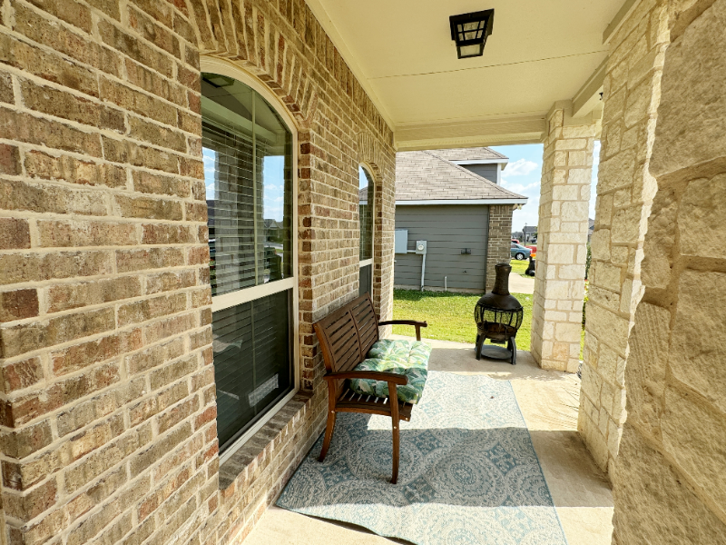 3016 Samson Dr - Photo 2 of 20