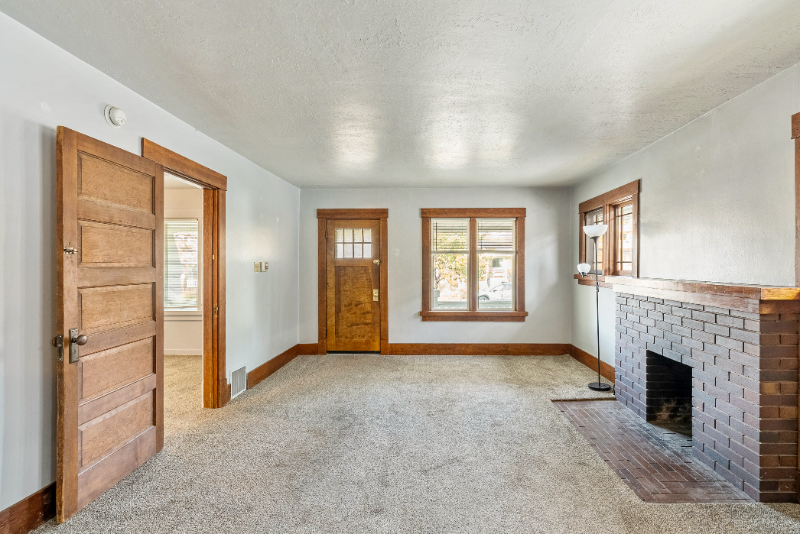 826 E Coatsville Ave - Photo 6 of 16