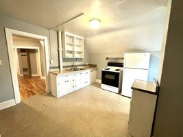featured image of 1121 Summit St #2