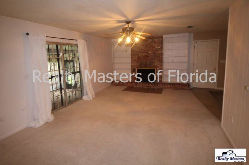 6800 Fabiano St - Photo 3 of 18