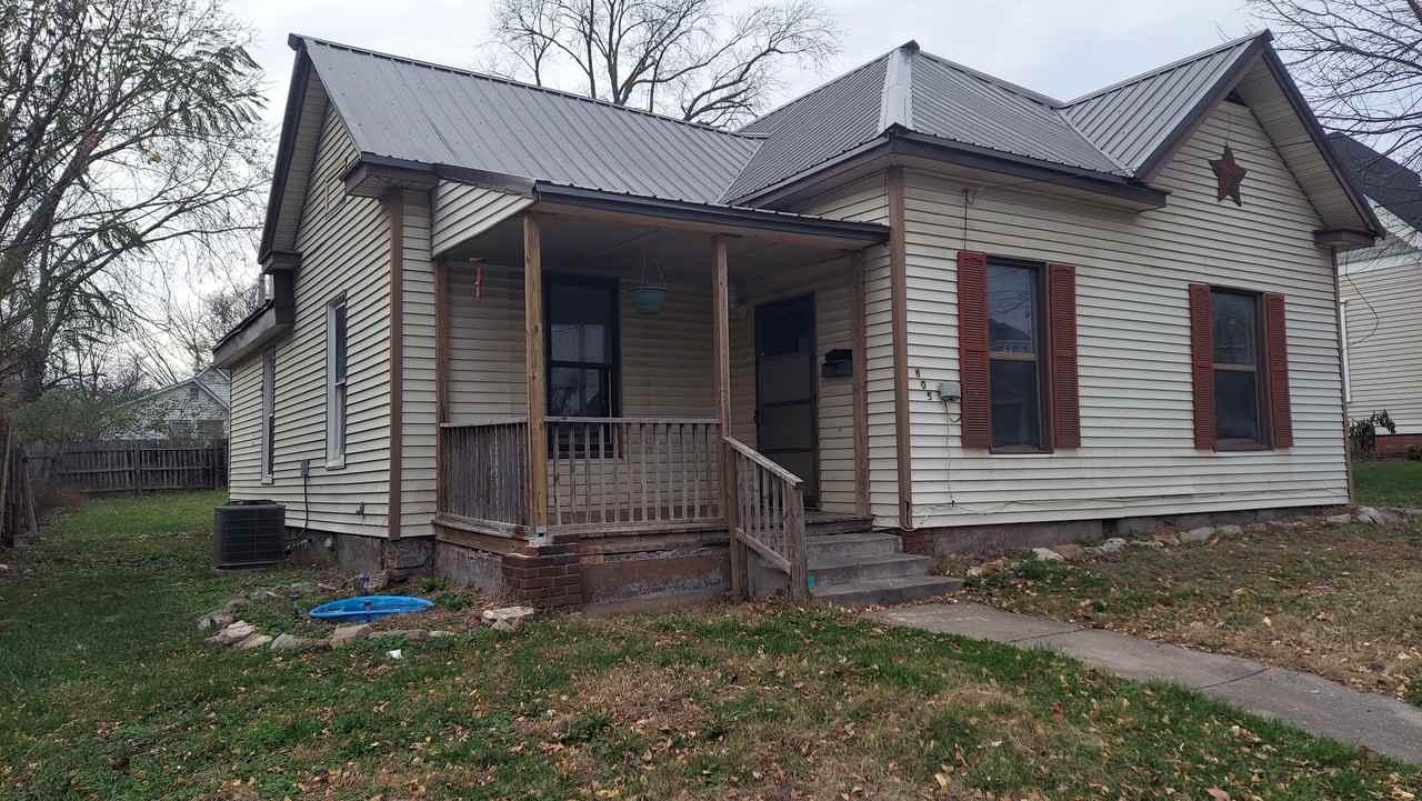 605 N Washington St #NA - Photo 2 of 11