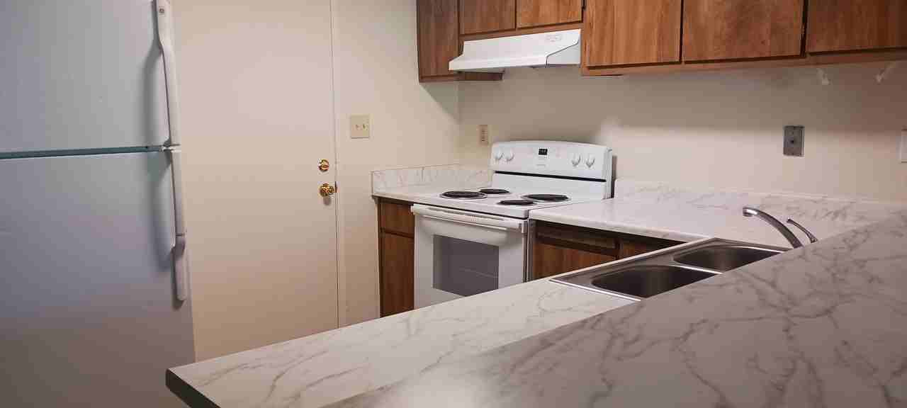 220 Allouette Way #5 - Photo 2 of 12
