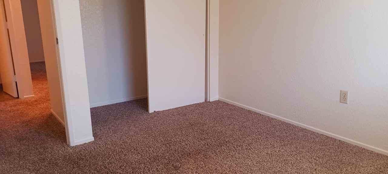 220 Allouette Way #5 - Photo 7 of 12