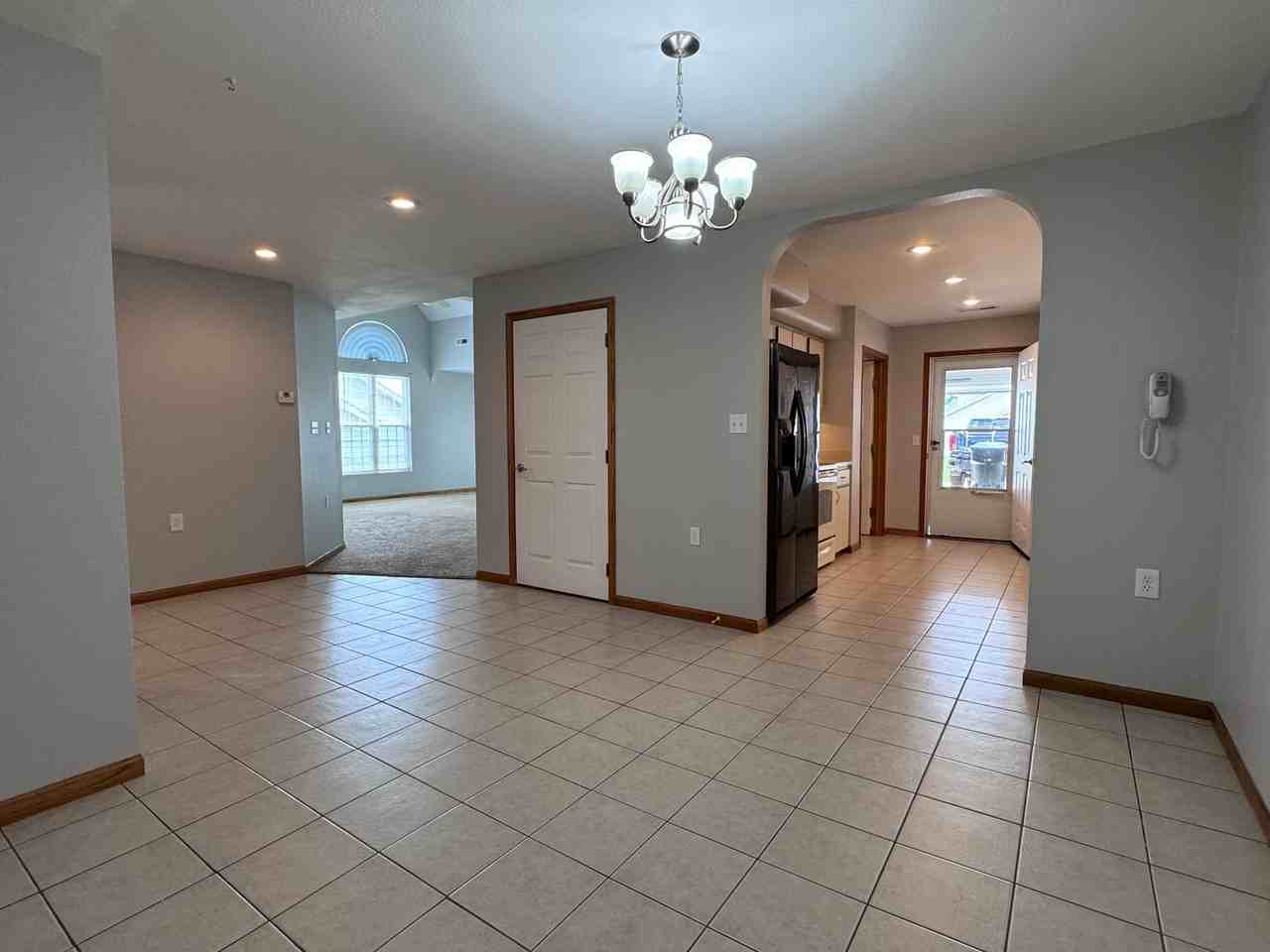 822 Se 44th Ter - Photo 6 of 13