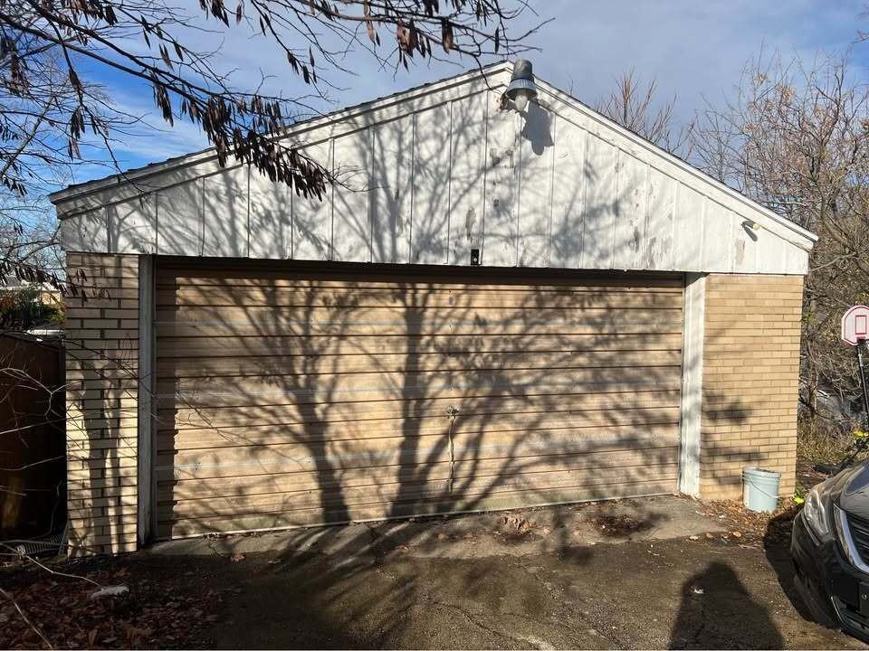 719 Jefferson Street Garage - Photo 5 of 7