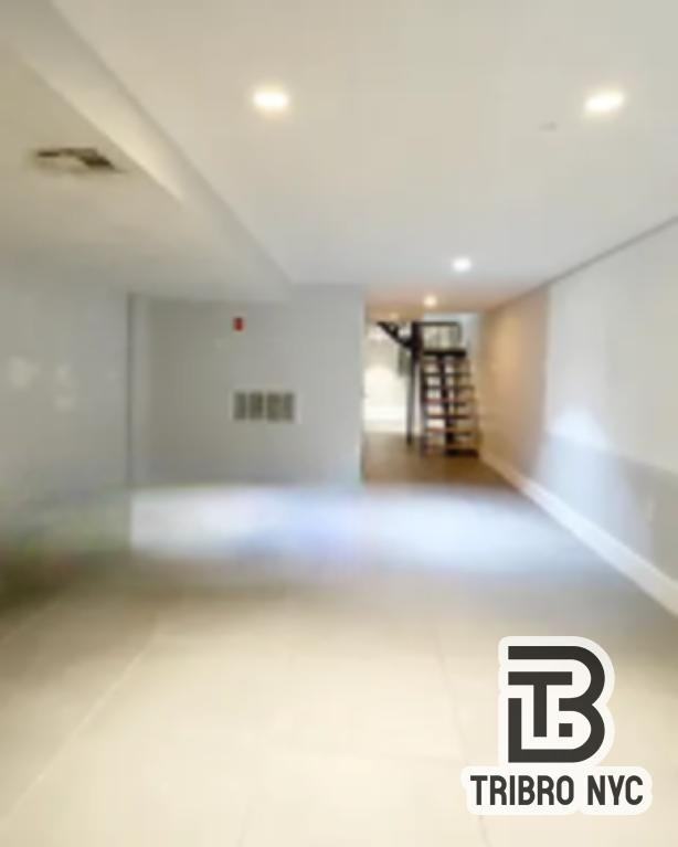 154 Woodward Ave - Photo 5 of 8