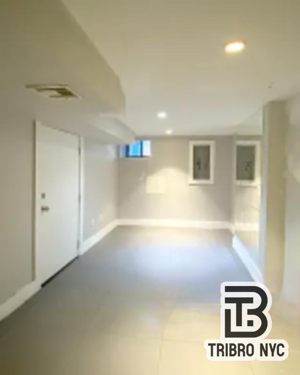 154 Woodward Ave - Photo 7 of 8