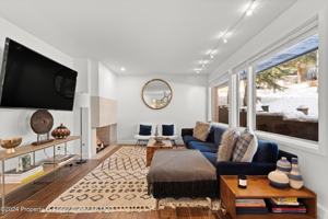 featured image of 731 S Mill St #1A